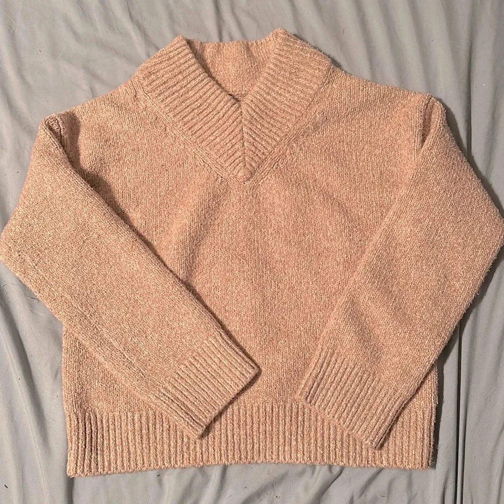Abercrombie Textural V-Neck Sweater